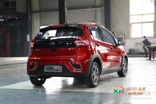 吉利 远景X1 实拍 外观 图片 吉利 远景X1 实拍 外观 图片