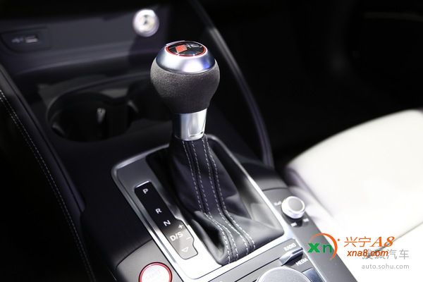 奥迪 RS3 实拍 内饰 图片 奥迪 RS3 实拍 内饰 图片